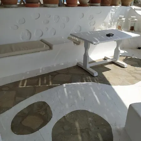 Lillies Mykonos Sea View * Tourlos